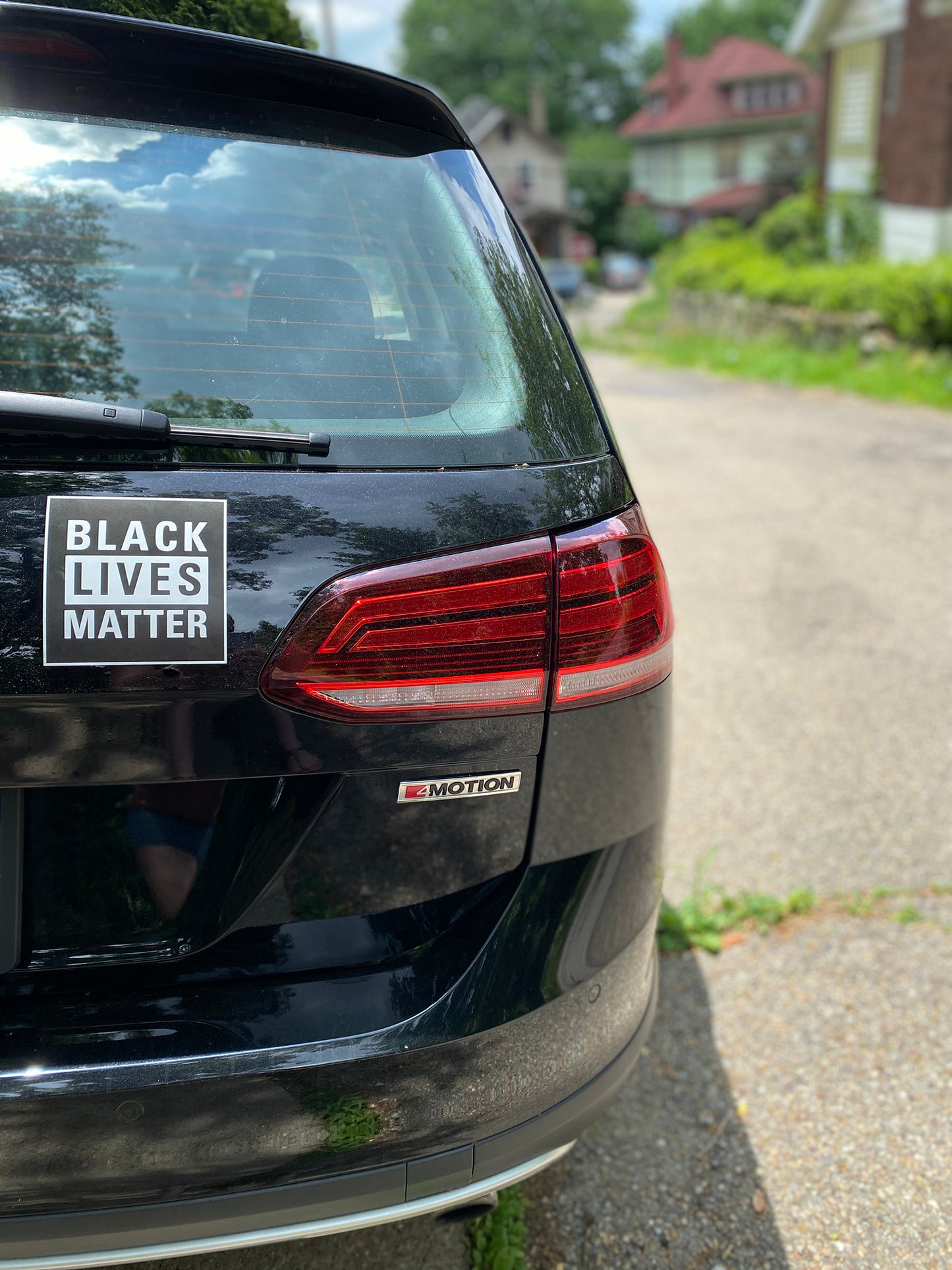 Black Lives Matter Magnet
