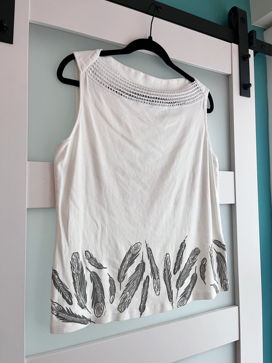 Size L | CB Brand | Feather Print Crochet Neckline Tank