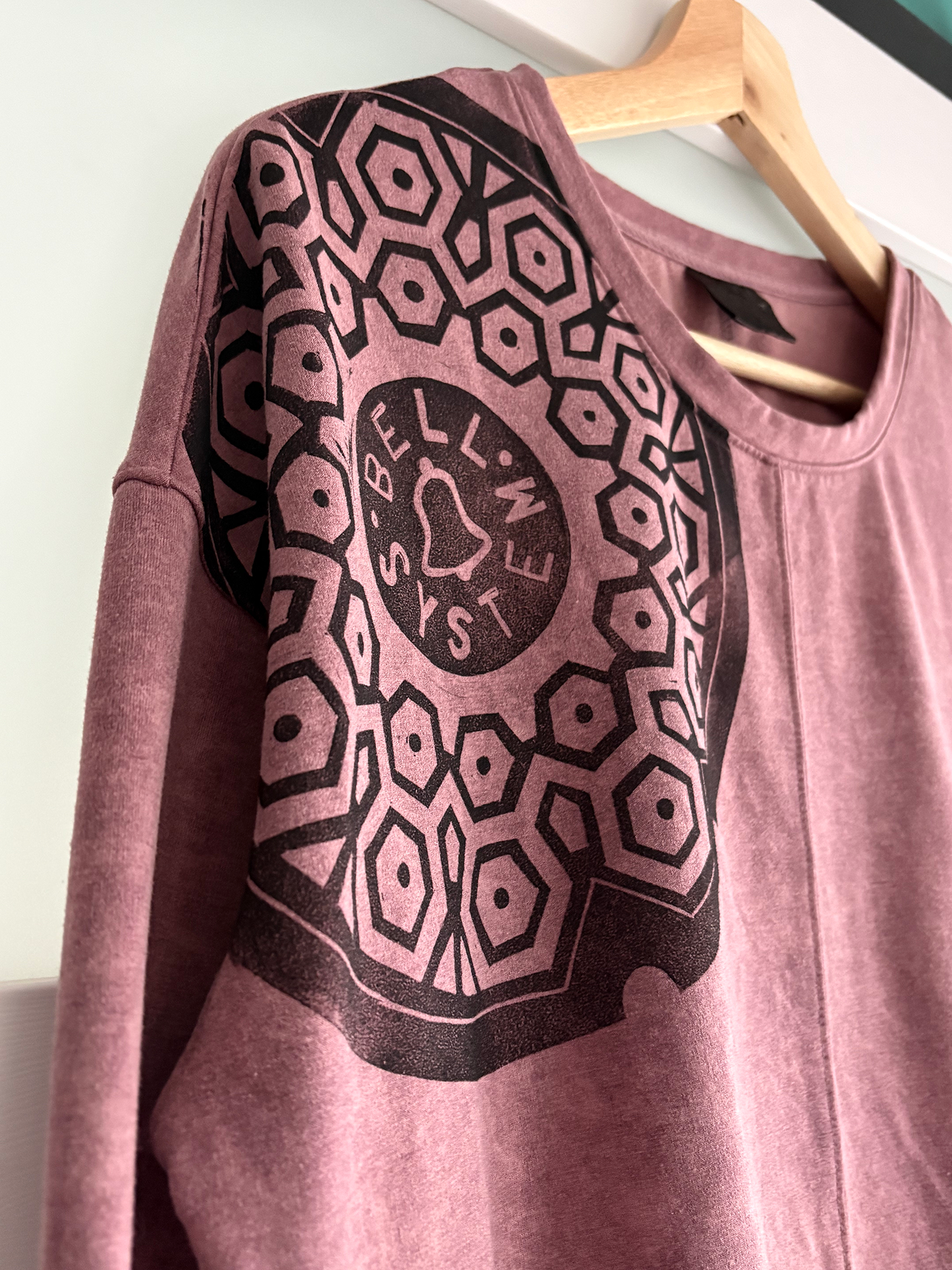 Size L | 32 Degrees | Manhole Print Sweatshirt